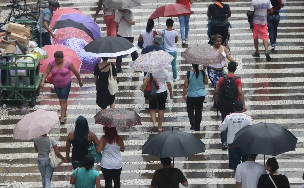 Defesa Civil alerta para chuva forte na Grande São Paulo entre quarta e quinta-feira