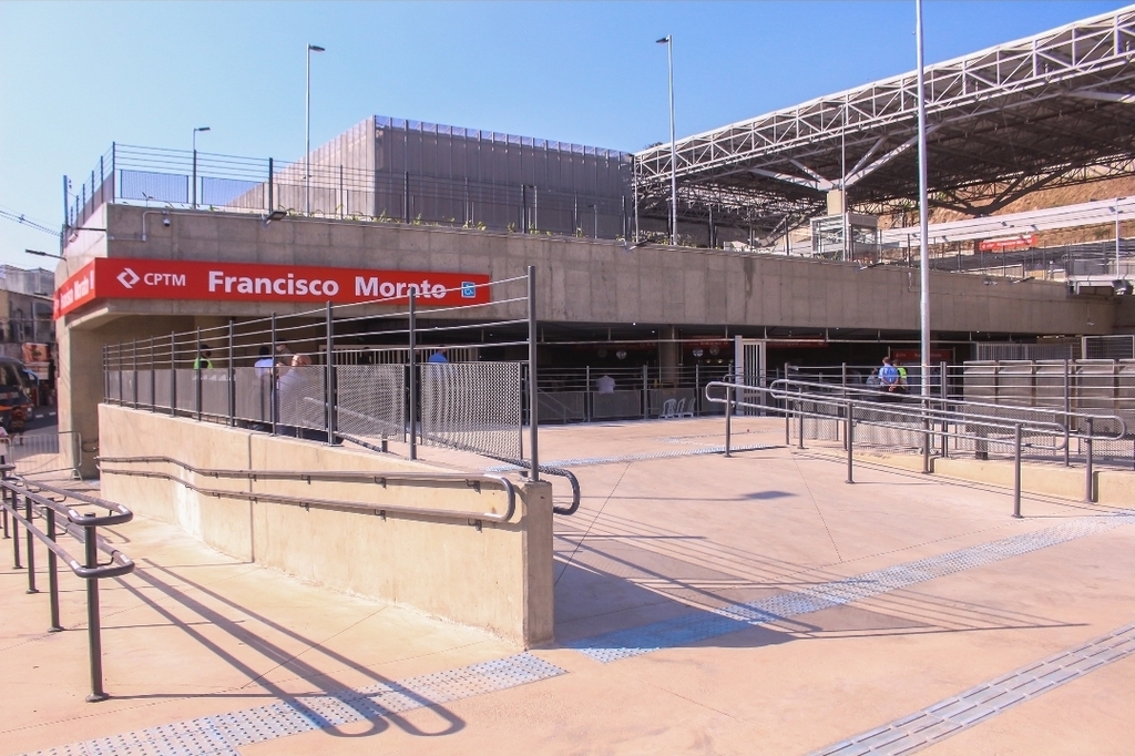 Estação Francisco Morato terá, nesta quinta (21), ação do Maio Amarelo com distribuição de livros