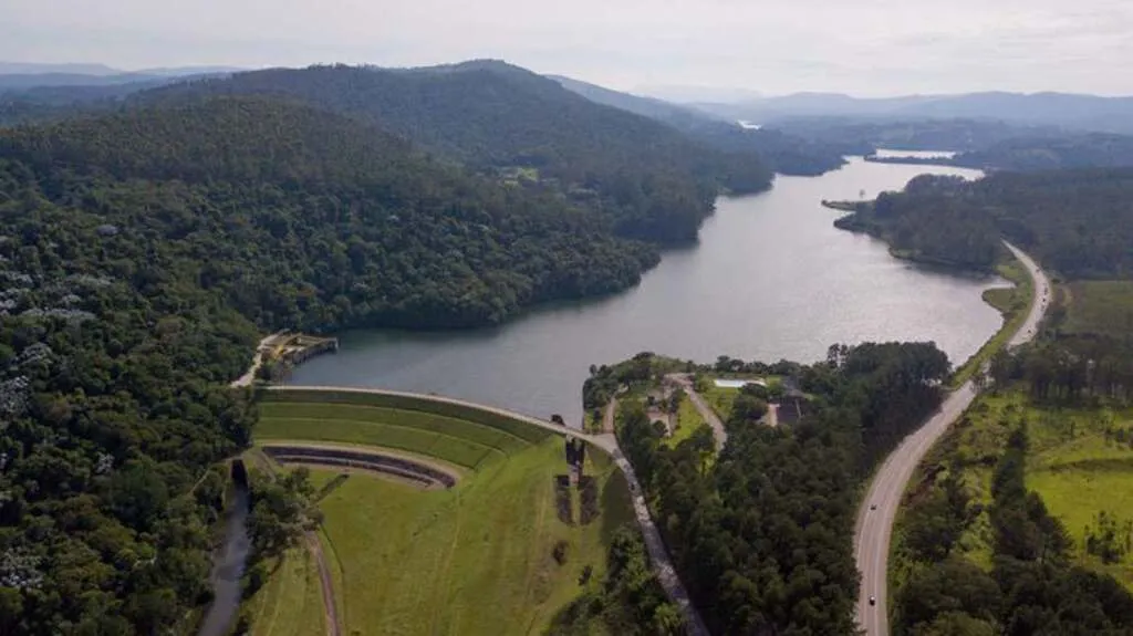 Vista aérea da Represa Paiva Castro em Franco da Rocha