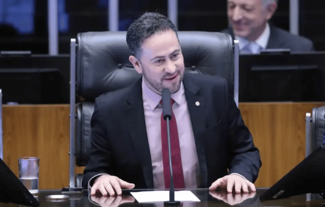 Kiko Celeguim e a crise de identidade dentro do PT