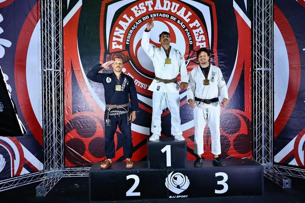 Subcomandante da GCM de Franco da Rocha conquista título estadual de Jiu-Jitsu
