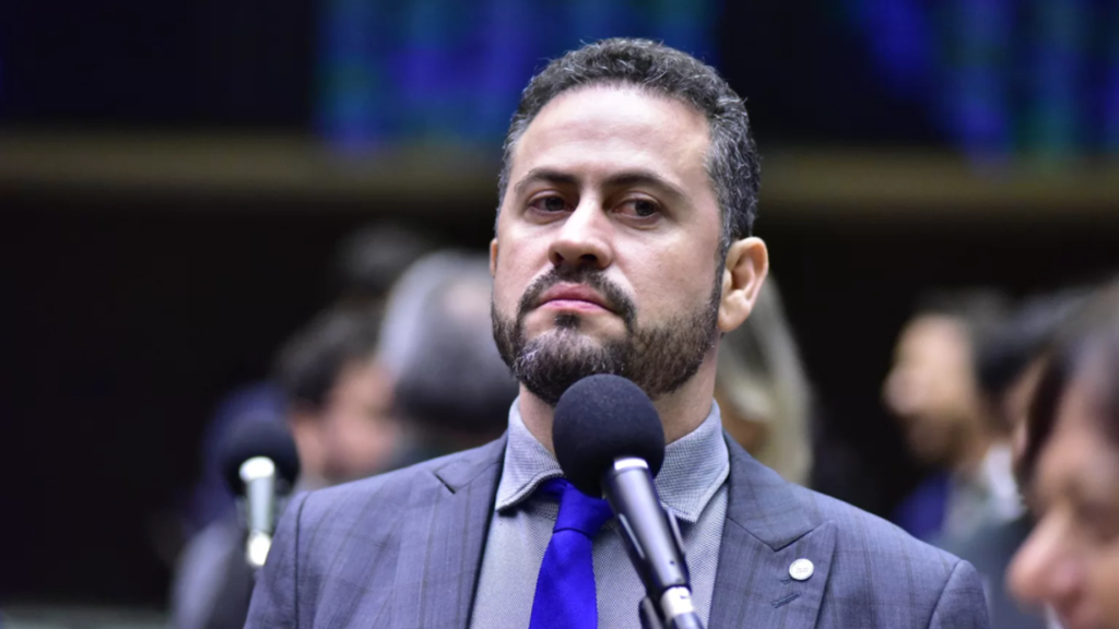 Kiko Celeguim destina dez vezes mais recursos para Suzano do que para Franco da Rocha