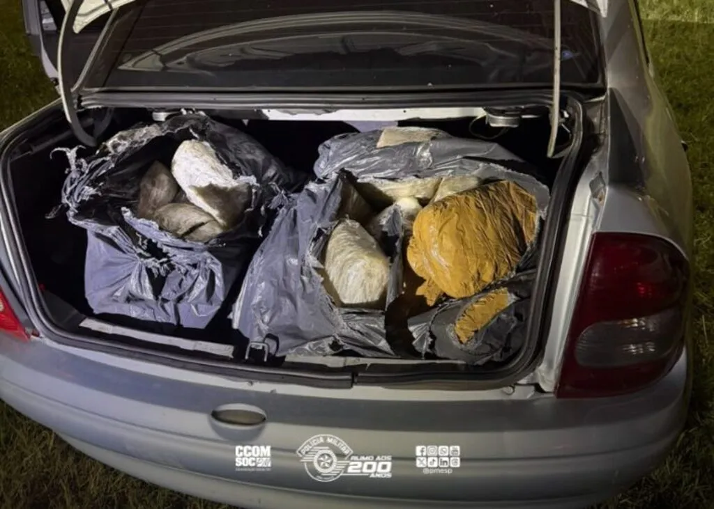 Casal é preso com mais de 28 kg de maconha após perseguição entre Atibaia e Mairiporã