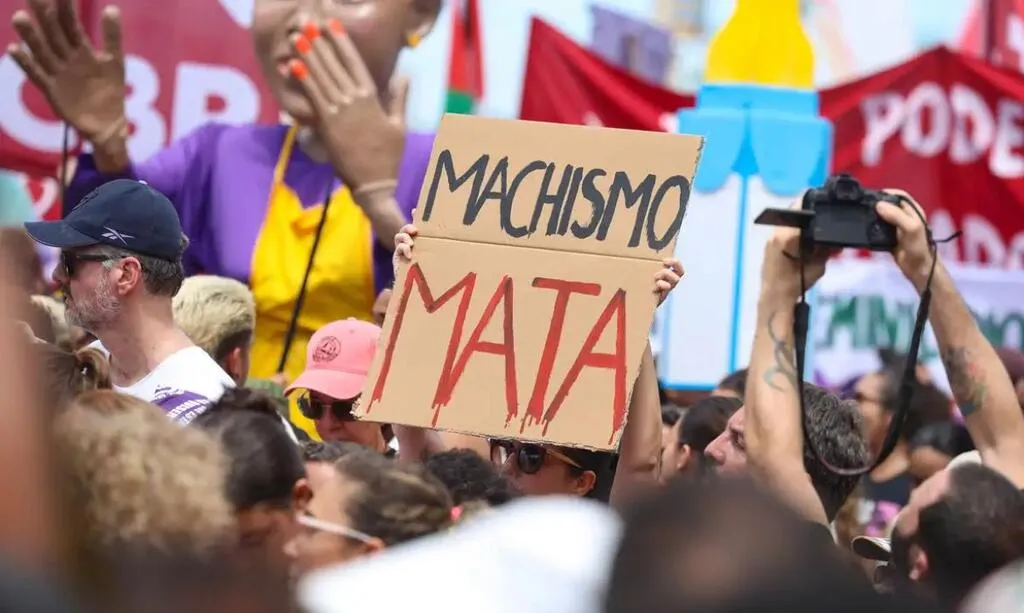 Senado avança e aprova criminalização da misoginia com pena de até 5 anos